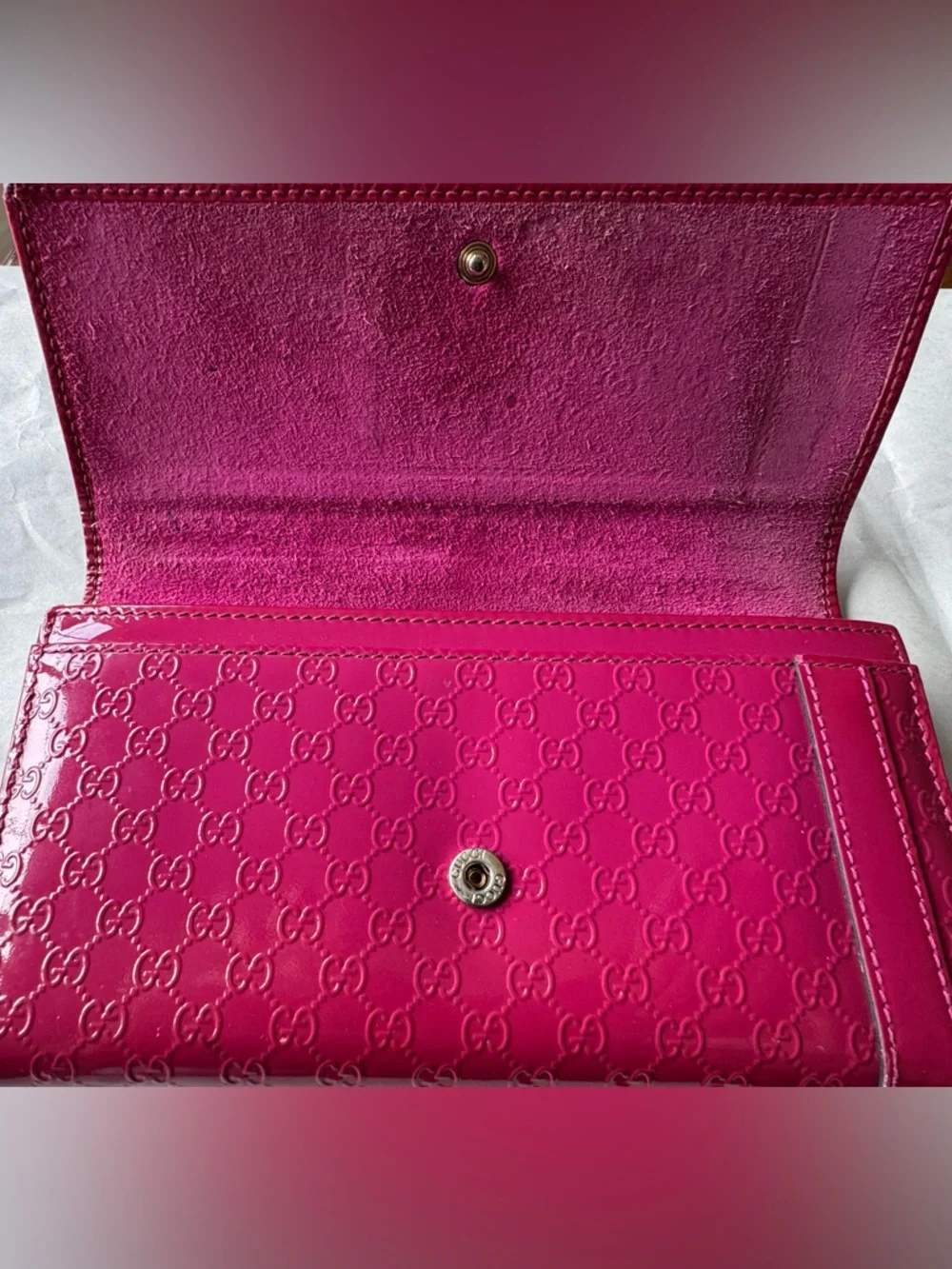 Gucci Patent Microguccissima Nice Wallet in Fuchsia, - Picture 5 of 11